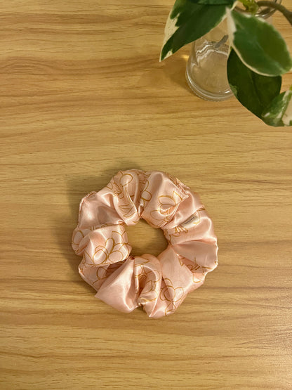 Scrunchie (made to order)