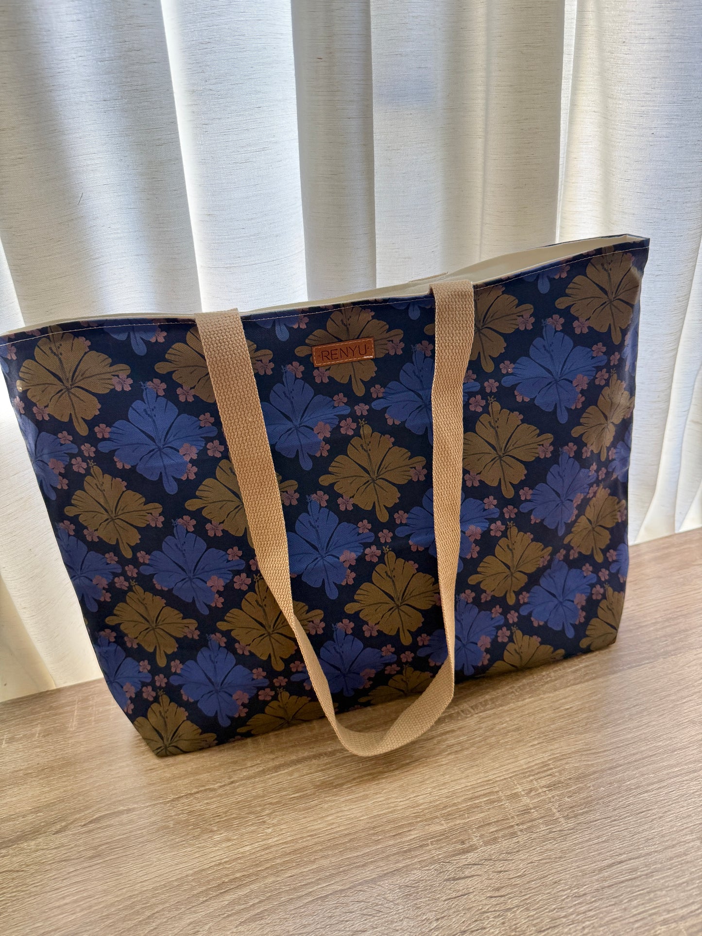 Basic Tote