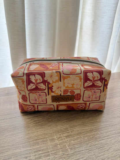 Boxy Pouch (Med)