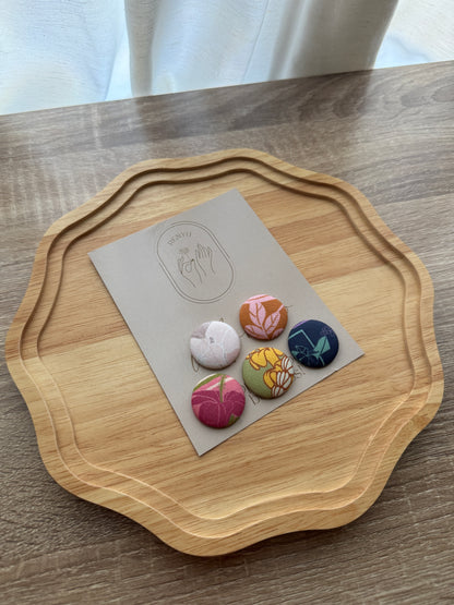 Magnet sets