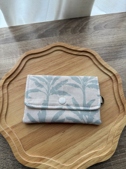 Snap Pouch