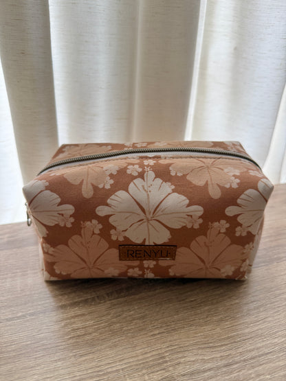 Boxy Pouch (Med)