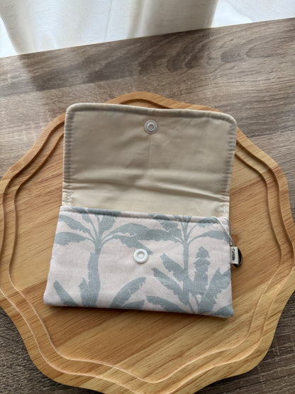 Snap Pouch