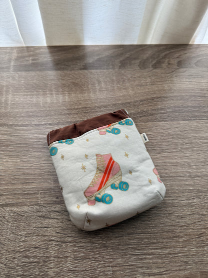 Squeeze pouch