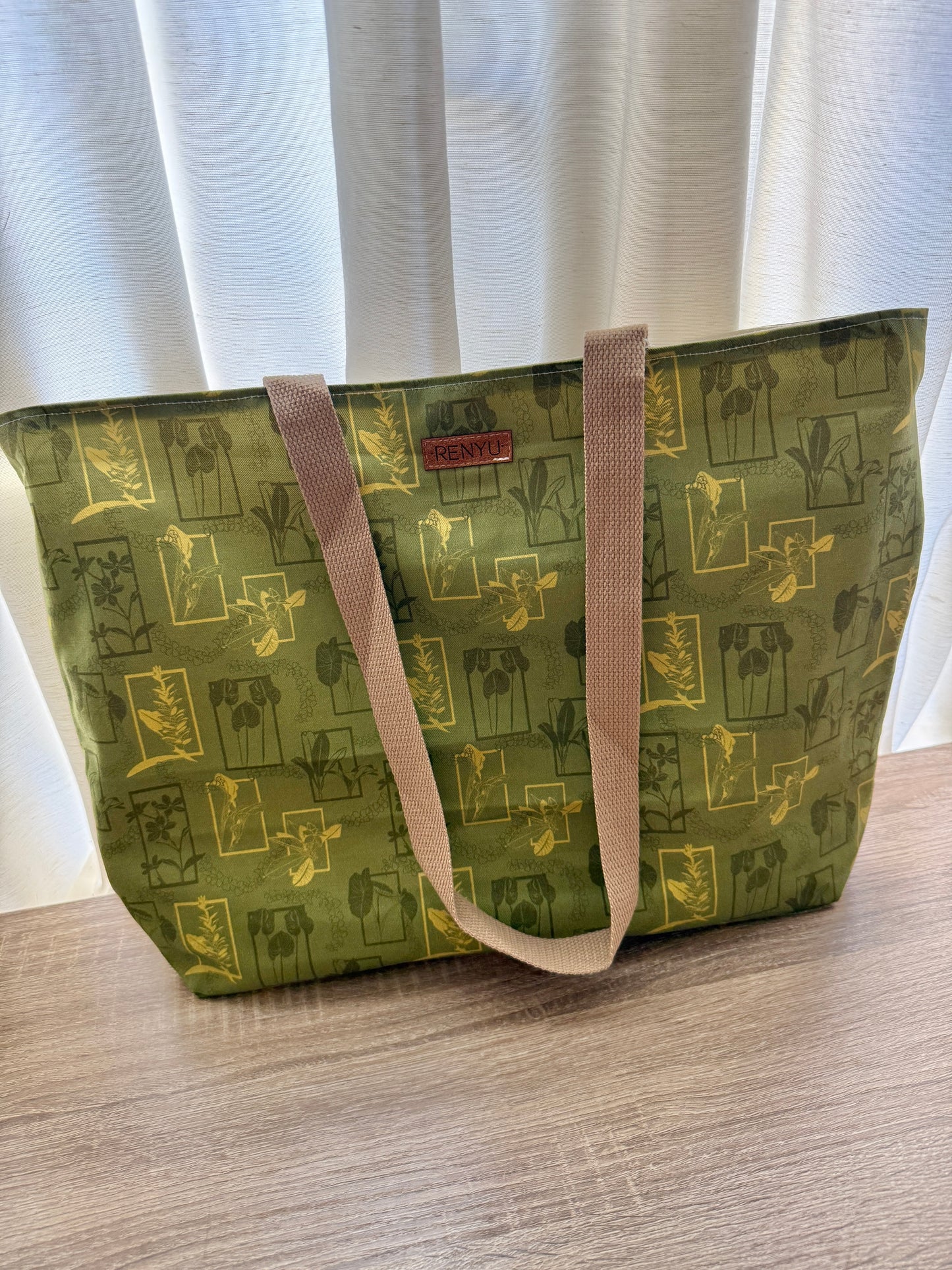 Basic Tote