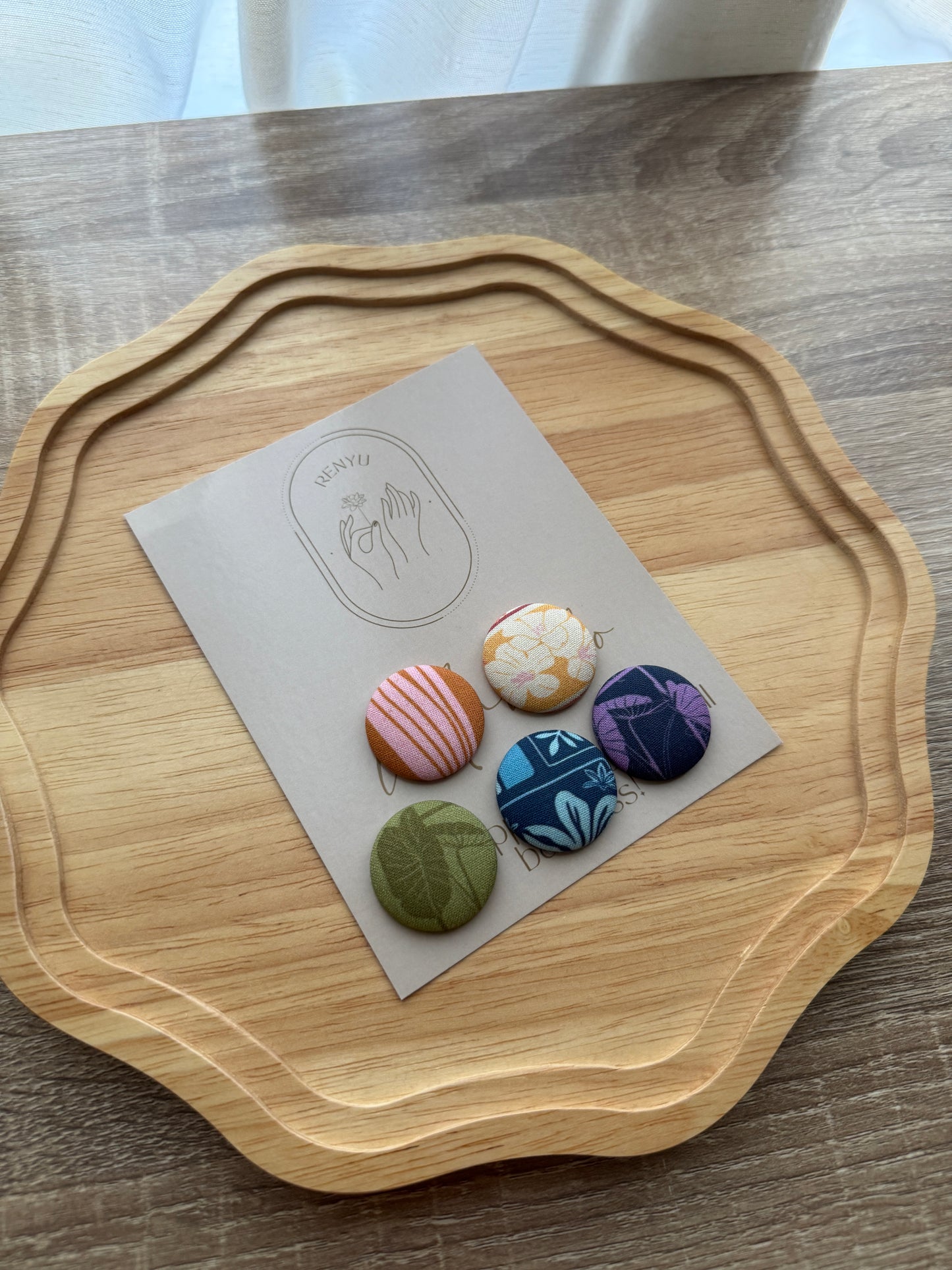 Magnet sets