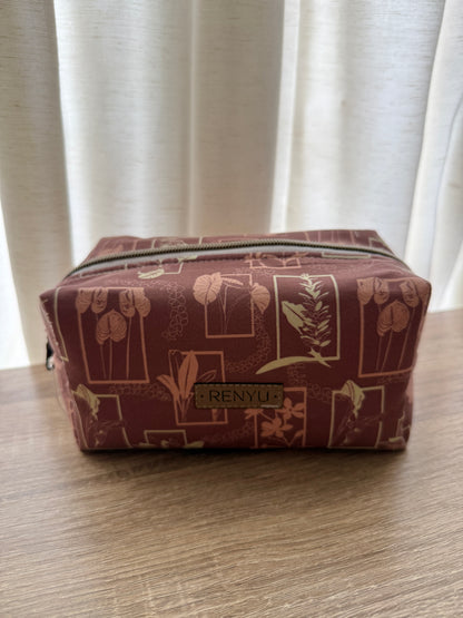 Boxy Pouch (Med)