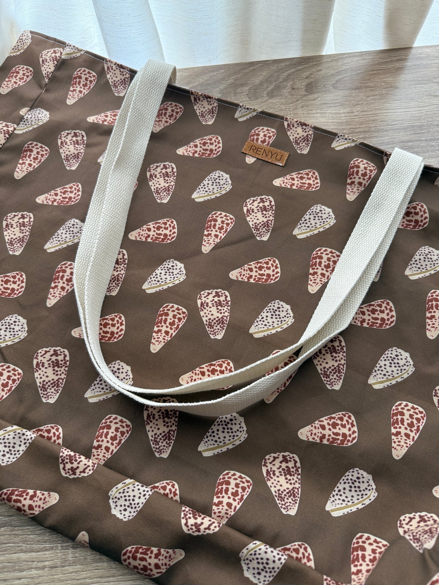 XL Boxy Tote