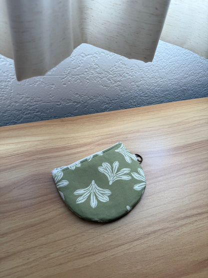 Luna Pouch