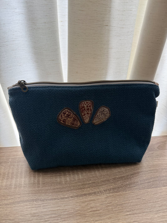 Essential Pouches